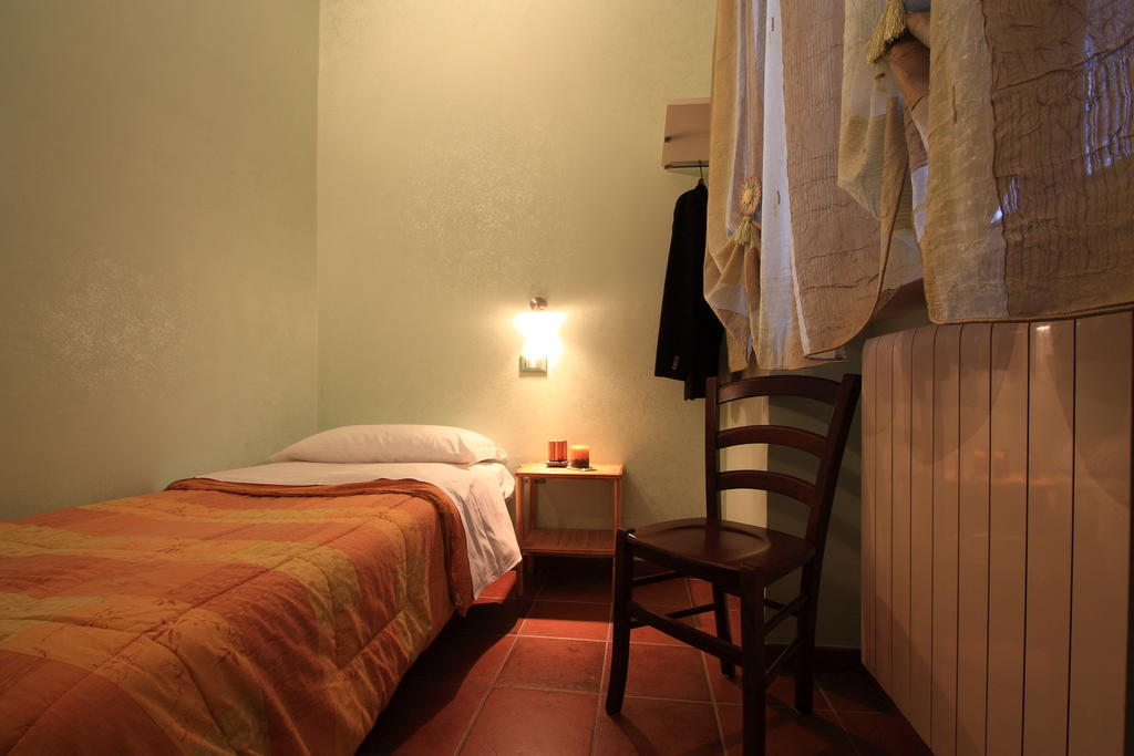 La Candeletta Hotel Santo Stefano Di Sessanio Ruang foto